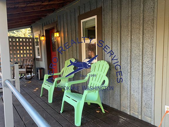 3rd image of 711 E B St