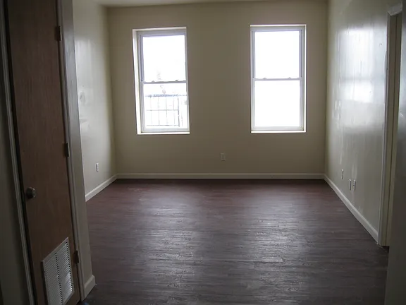 279 Goldsmith Ave #H3 — photo 2 of 4