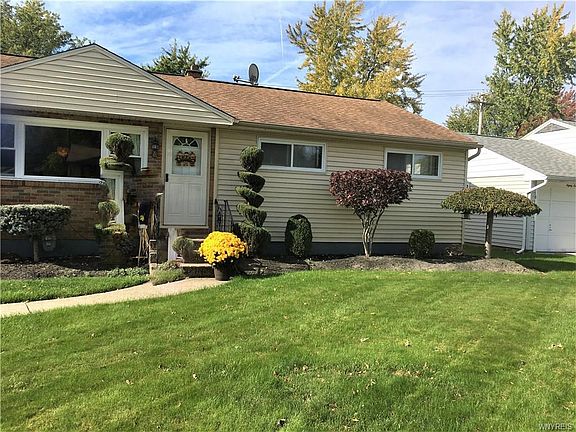 2nd image of 78 Coronation Dr