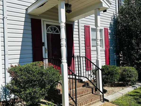 408 Lakepoint Dr, Gadsden, AL 35901