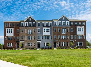 2720 Duvall Ridge Rd, Landover, MD 20785