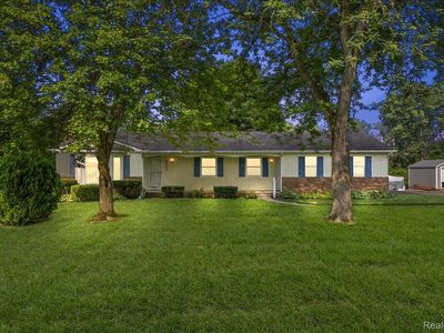 2947 Sun Terrace Dr, Hartland, MI, 48353