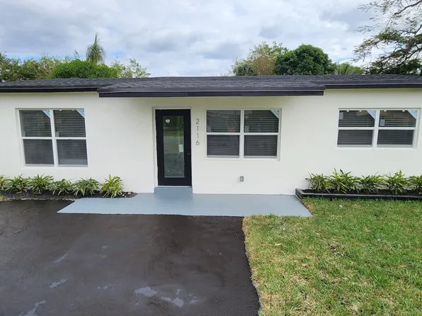 2116 NE 3rd Street, Boynton Beach, FL 33435