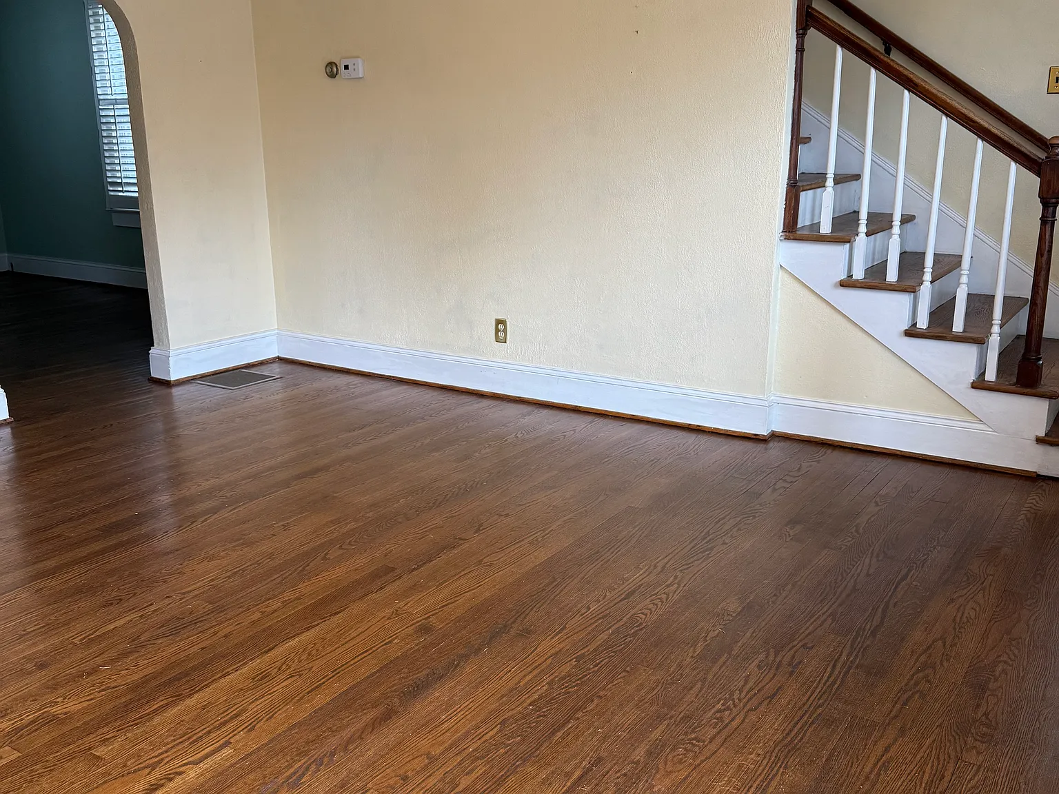 3 bed, 1.5 bath, 1667 sqft, $1,800 — Photo 3