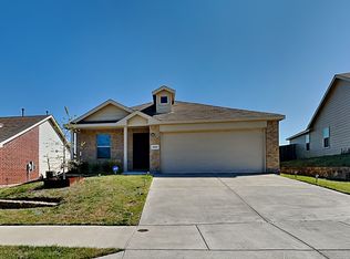 8401 Bell Ridge Ln, Fort Worth, TX 76123
