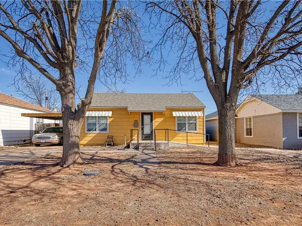 1508 N 5th St, Sayre, OK 73662