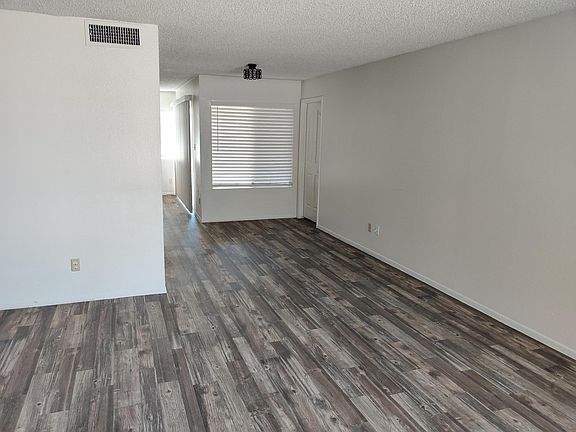 5th image of 15420 N 23rd Dr