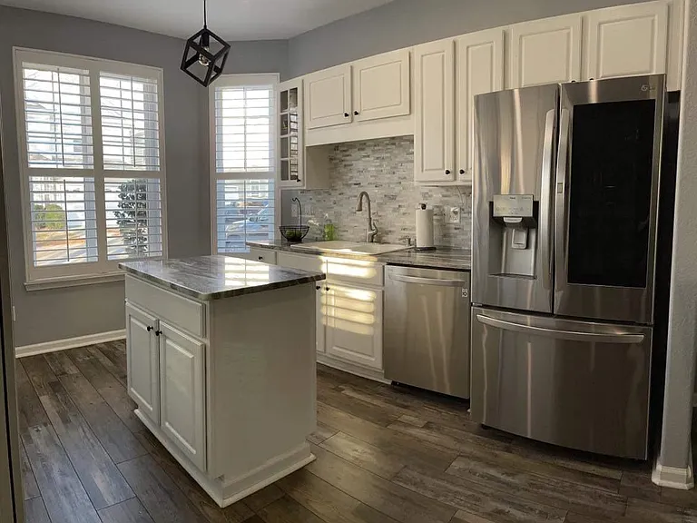 4725 Martinique Ct — Photo 3