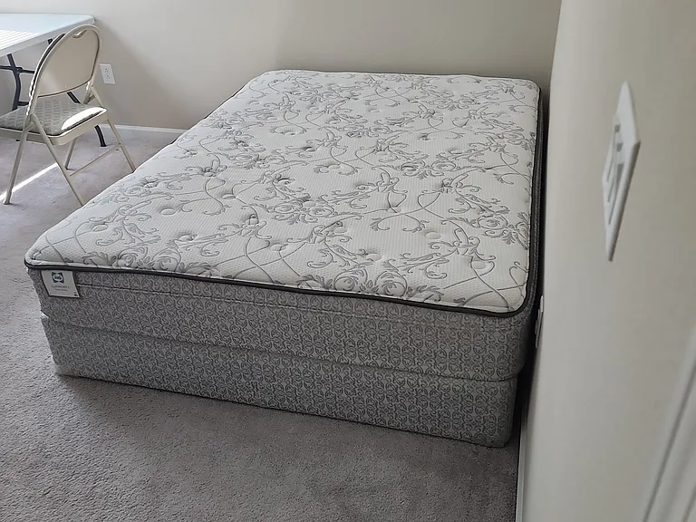 2210 Sequoia Ct — Photo 3