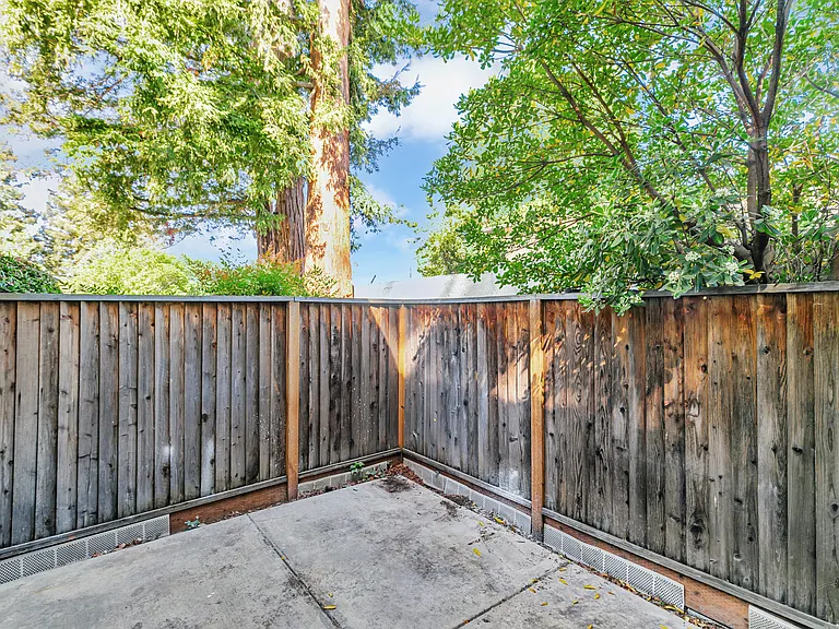 46774 Fernald St — Photo 16
