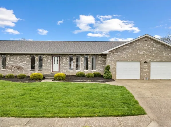 211 Flintwood Dr, Marietta, OH 45750