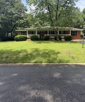 2nd image of 316 Dogwood Dr