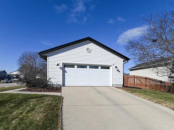 4th image of 1604 Rustic Drive