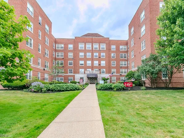 19201 Van Aken Blvd APT 313, Shaker Heights, OH 44122