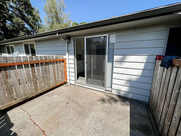 2514 Honeysuckle Way NE — Photo 24
