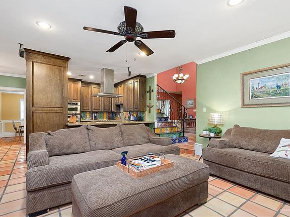 5th image of 1309 Tulip Cir