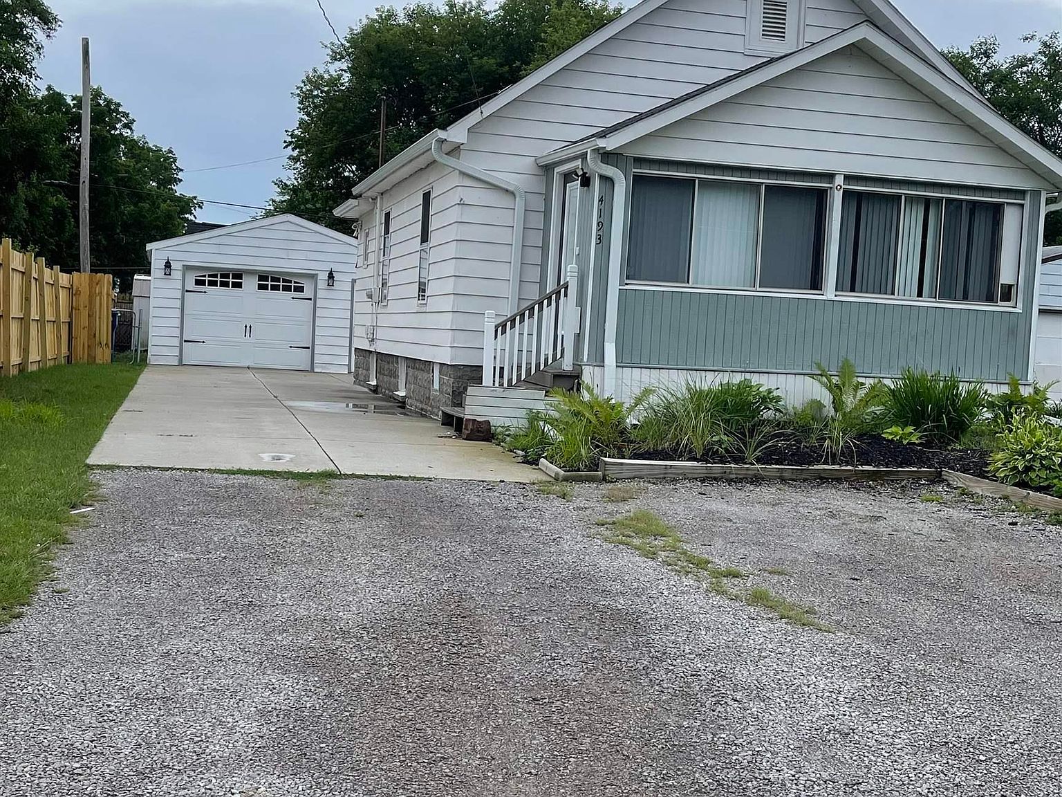 4193 Green St, Saginaw, MI 48638 Zillow