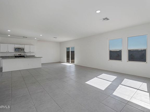 4th image of 36025 W SANTA CLARA Avenue