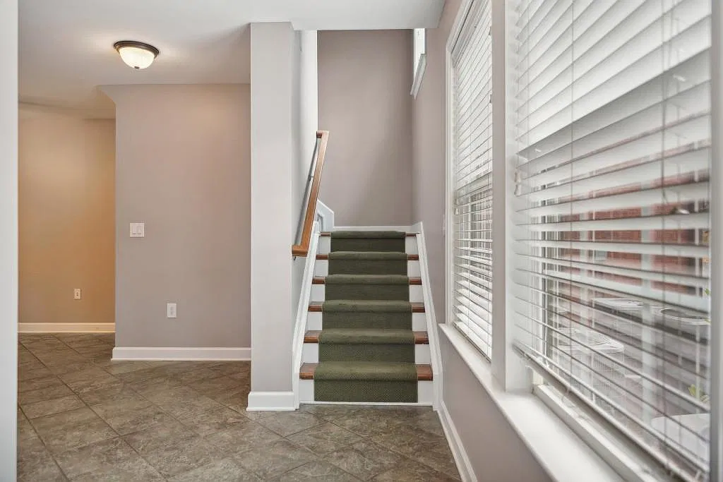 2 bed, 2.5 bath, 1887 sqft, $3,250 — Photo 2