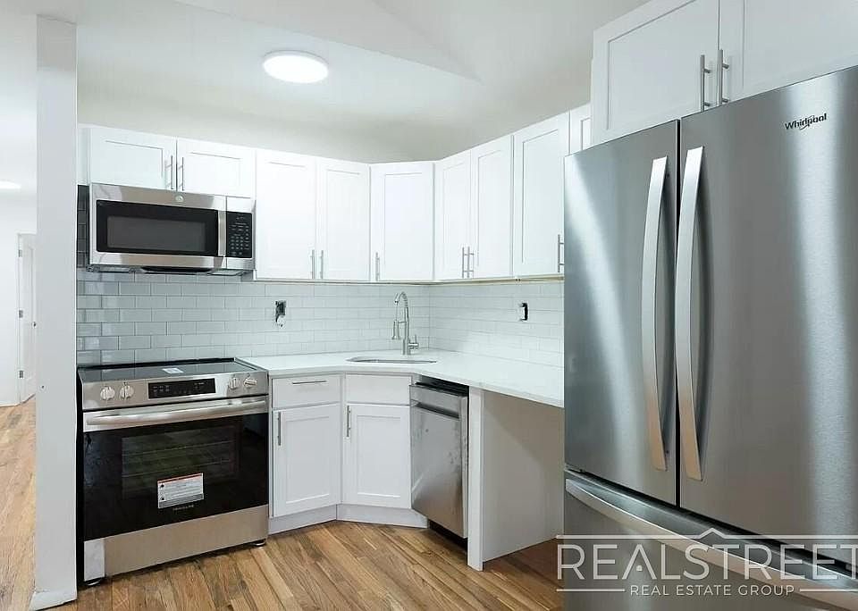 1st image of 325A Winthrop St #3