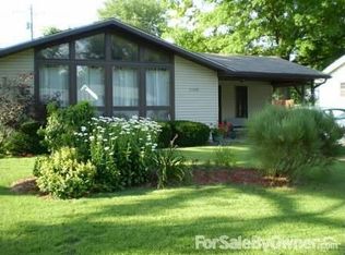 1108 N Rapp Ave, Columbia, IL 62236