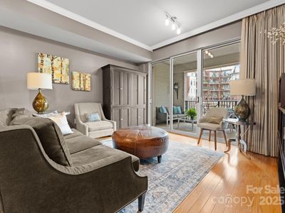 300 W 5th St APT 224, Charlotte, NC, 28202