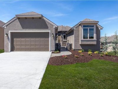 9856 Garden St, Shawnee, KS, 66227