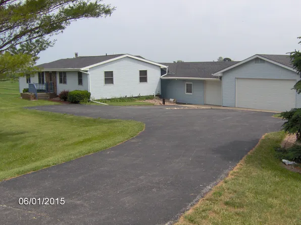 2473 190th St, Delmar, IA 52037