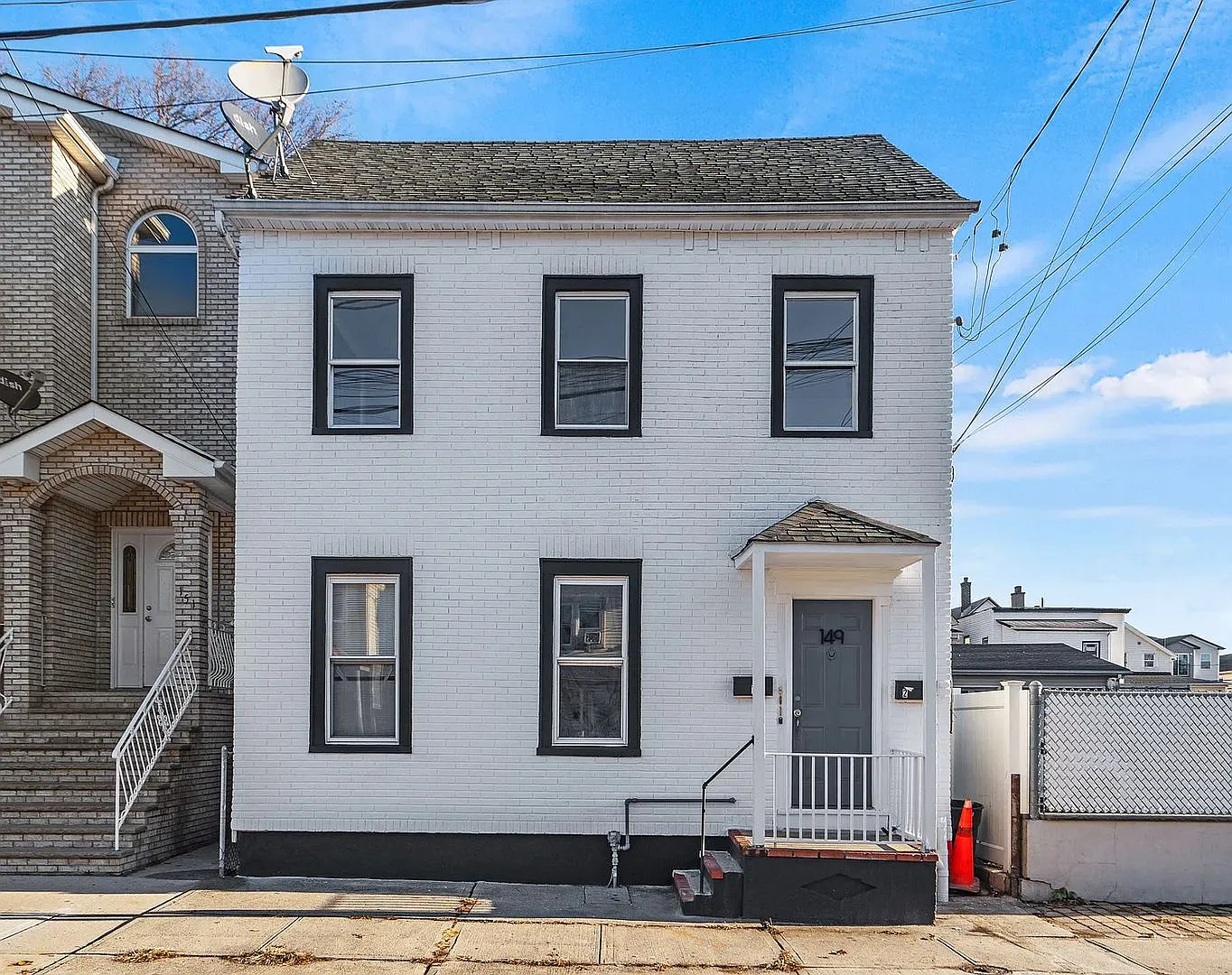 149 South Park St Unit 2 — Photo 1