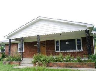 2825 Wolf Creek Rd, Narrows, VA 24124