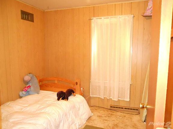 Swanson Bed 1