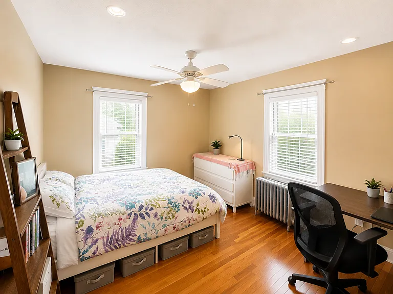 18 Linden Pl #2 — Photo 10