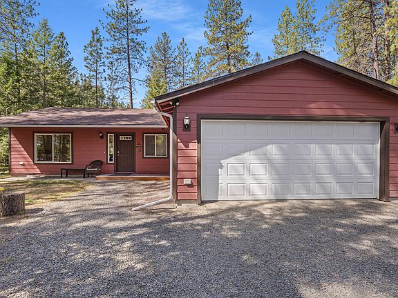3rd image of 272 Eagle Dr