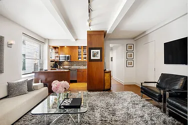 325 West 45th Street