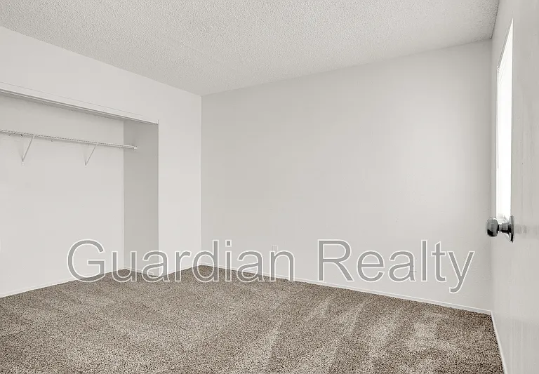 2639 Jacyra Ave — Photo 17