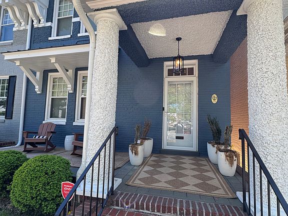 2nd image of 3321 Grove Ave