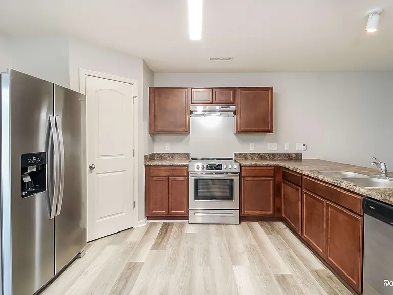 2530 Windstone Ct — Photo 3