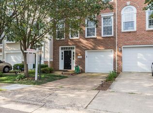 47380 Victoria Falls Sq, Sterling, VA 20165