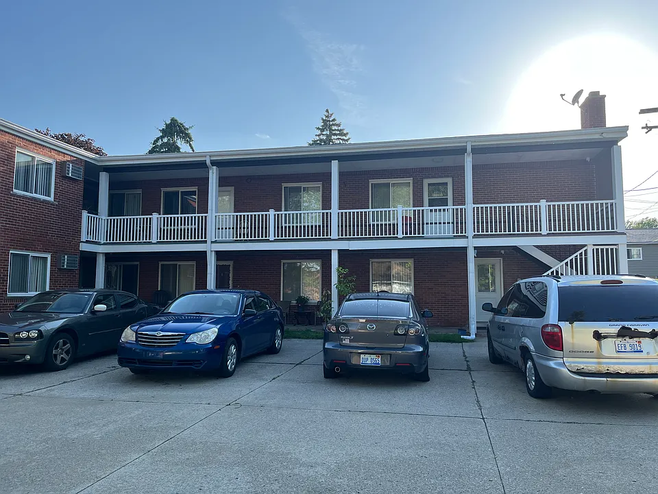 16171 E Eleven Mile Rd #7