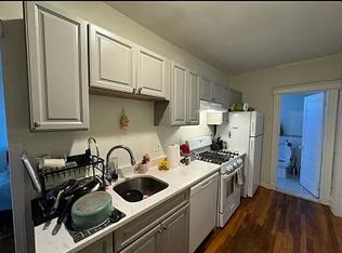 58 Queensberry St APT 8, Boston, MA 02215