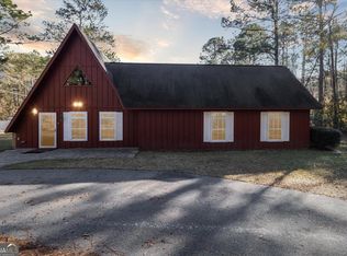 806 Country Club Rd, Statesboro, GA 30458