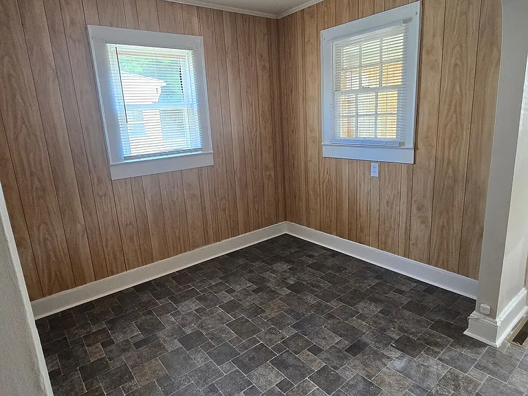 612 Oakshade Ave — Photo 16