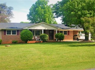 275 Cliffwood Dr, Kernersville, NC 27284