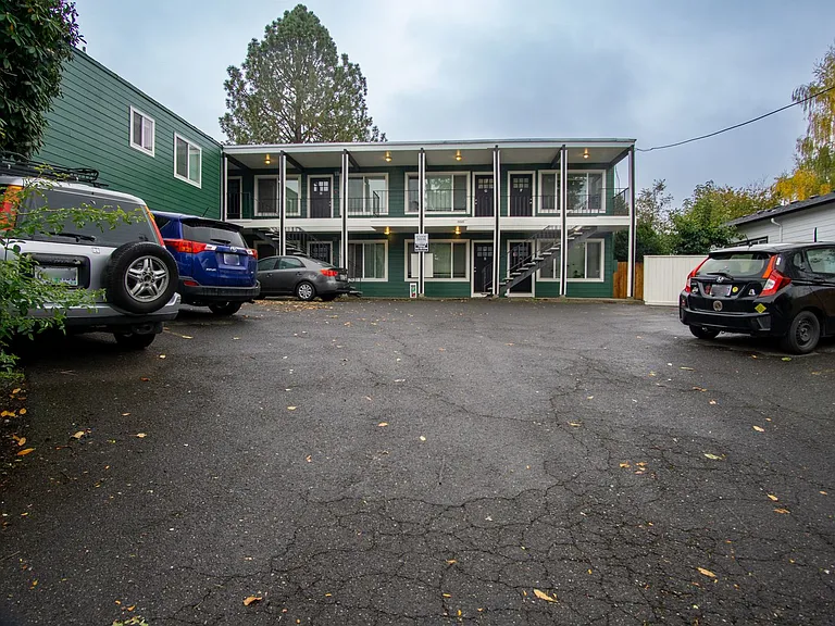 4030 SE Holgate Blvd #H — Photo 13