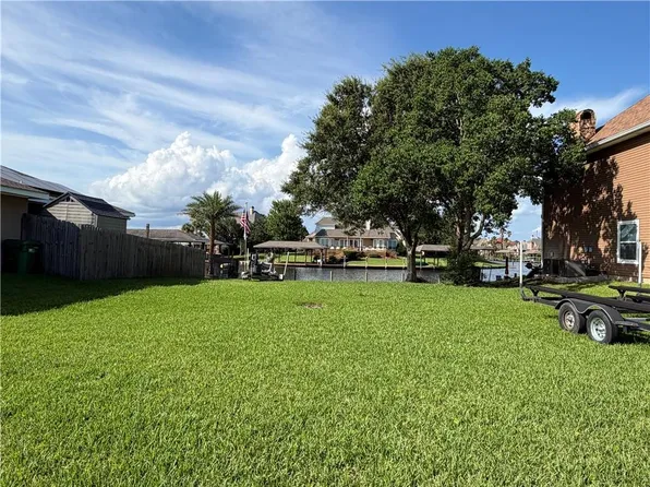 418 Eden Isles Blvd, Slidell, LA 70458