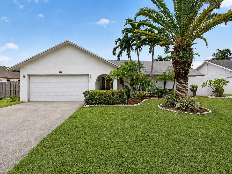 1st image of 586 NW 45TH Way