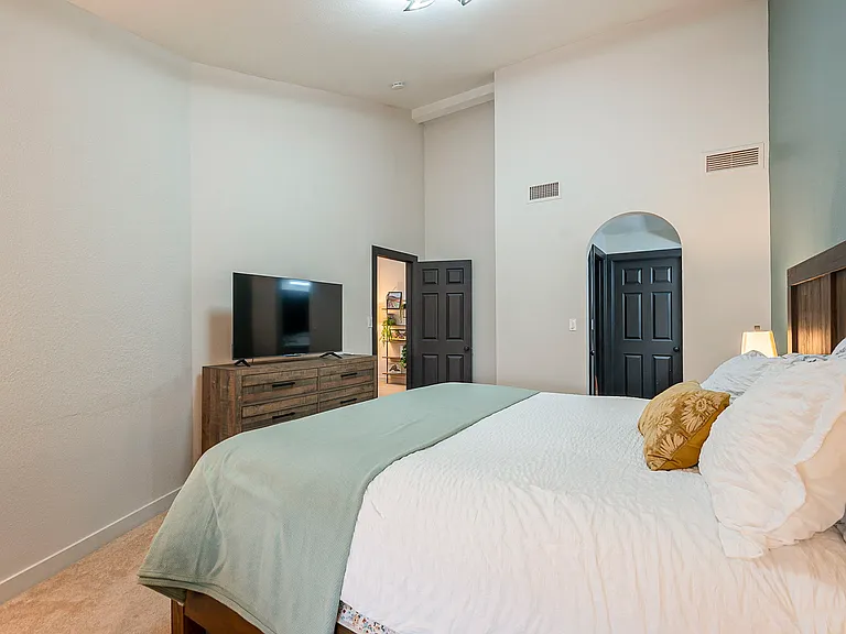 7835 E Glenrosa Ave #6 — Photo 21