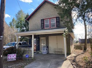 2424 Delchester Dr, Havertown, PA 19083