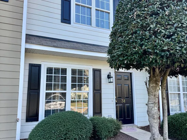 34 Belhaven Dr, Clayton, NC 27520