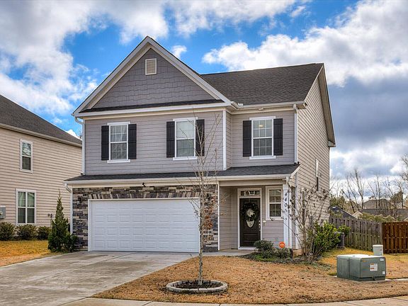 2nd image of 440 Longmeadow Drive